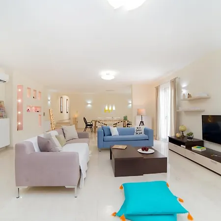 Apartment Elia Melanes