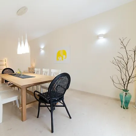 Apartment Elia Melanes